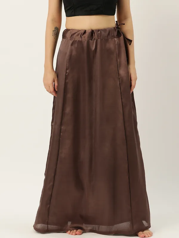 Brown_Elastane_Flared_Saree_Petticoat_For_Women