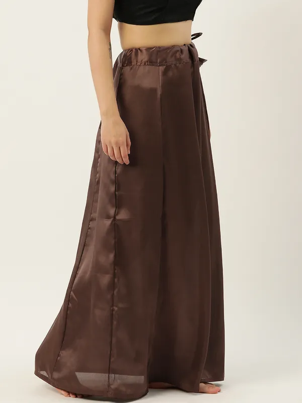 Brown_Elastane_Flared_Saree_Petticoat_For_Women