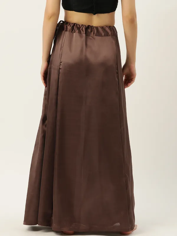 Brown_Elastane_Flared_Saree_Petticoat_For_Women