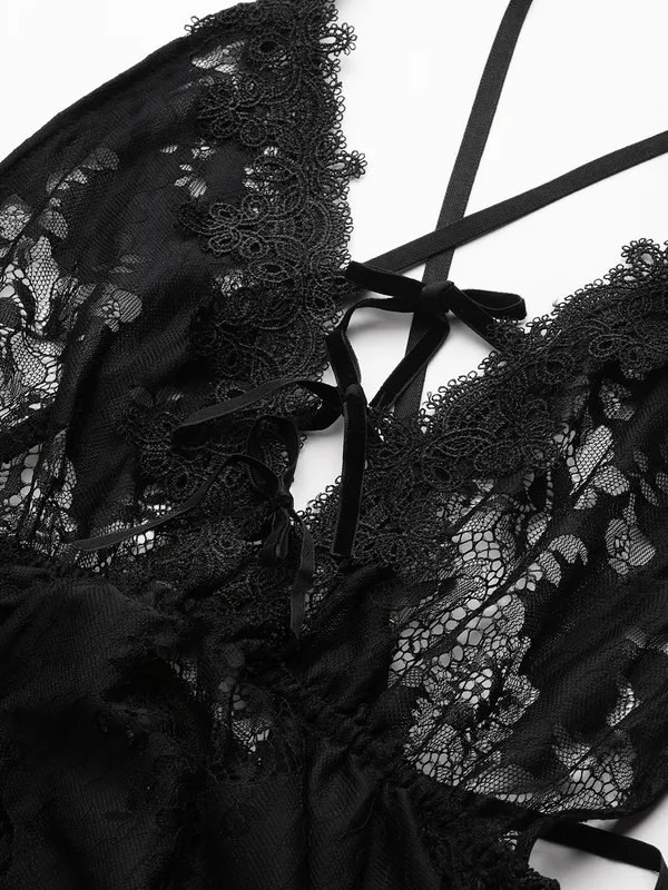 Black_Babydoll_Lingerie/Nighty_With_Full_Lace_Fabric_And_Thong_Panty