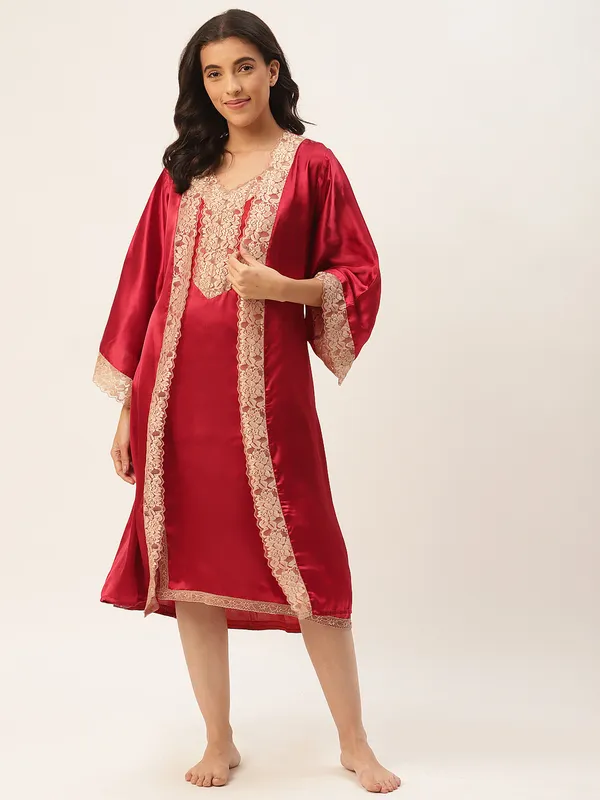 Maroon_Satin_Nightwear/Nightsuit_And_Matching_Robe_With_Lace