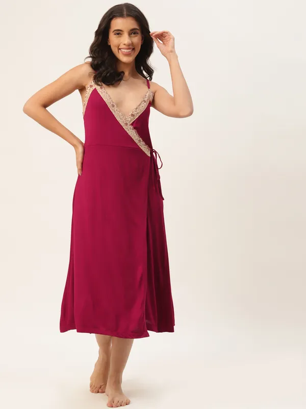 Maroon_Solid_Finish_Nightwear/_Nighty_With_Modal_Fabric_And_Lace_For_Women