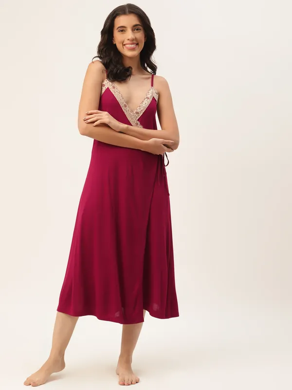 Maroon_Solid_Finish_Nightwear/_Nighty_With_Modal_Fabric_And_Lace_For_Women