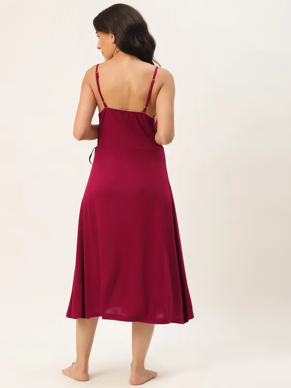 Maroon_Solid_Finish_Nightwear/_Nighty_With_Modal_Fabric_And_Lace_For_Women