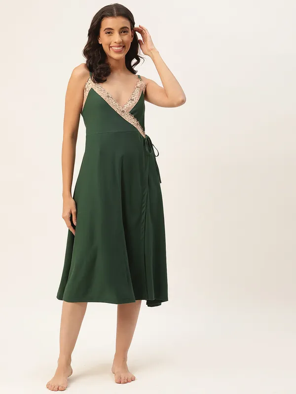 Green_Solid_Finish_Nightwear/_Nighty_With_Cotton_Fabric_And_Lace_For_Women
