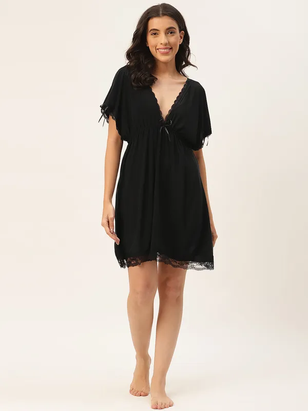 Black_Babydoll/Nighty_With_Icy_Silk_Satin_Fabric_And_Matching_Thong