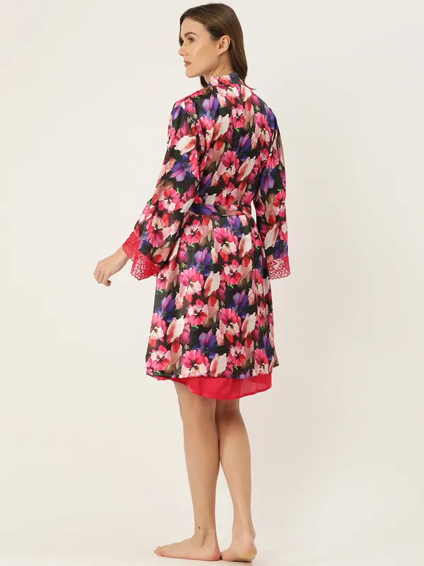 Multicolor_Printed_Satin_Nightwear/Nightsuit_And_Matching_Robe_With_Lace