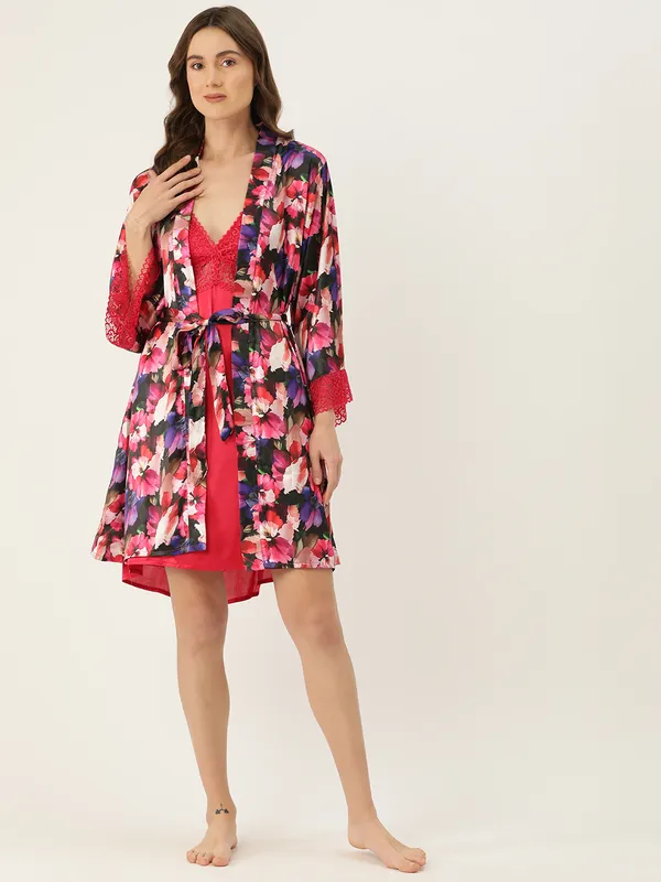Multicolor_Printed_Satin_Nightwear/Nightsuit_And_Matching_Robe_With_Lace
