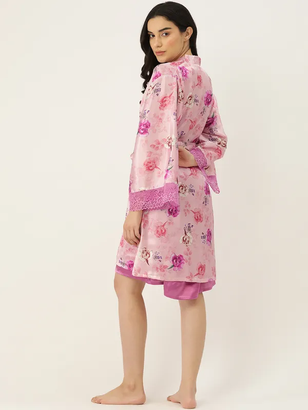 Multicolor_Printed_Satin_Nightwear/Nightsuit_And_Matching_Robe_With_Lace