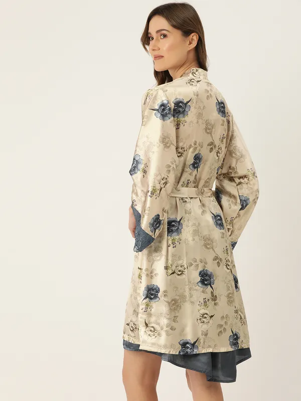 Multicolor_Printed_Satin_Nightwear/Nightsuit_And_Matching_Robe_With_Lace