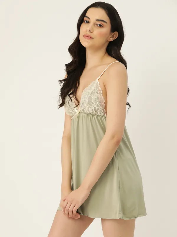 Green_Solid_Finish_Babydoll_Lingerie/Nighty_With_Robe_&_Matching_Thong