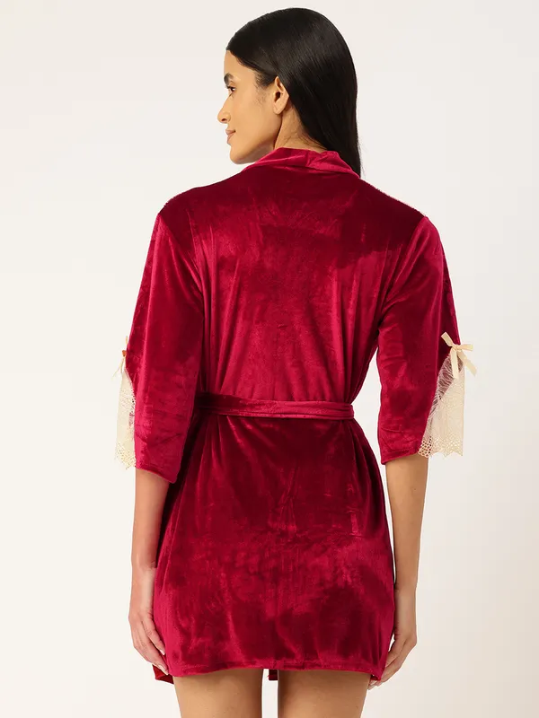 Red_Luxurious_Velvet_Babydoll_Nightwear_Robe_Set