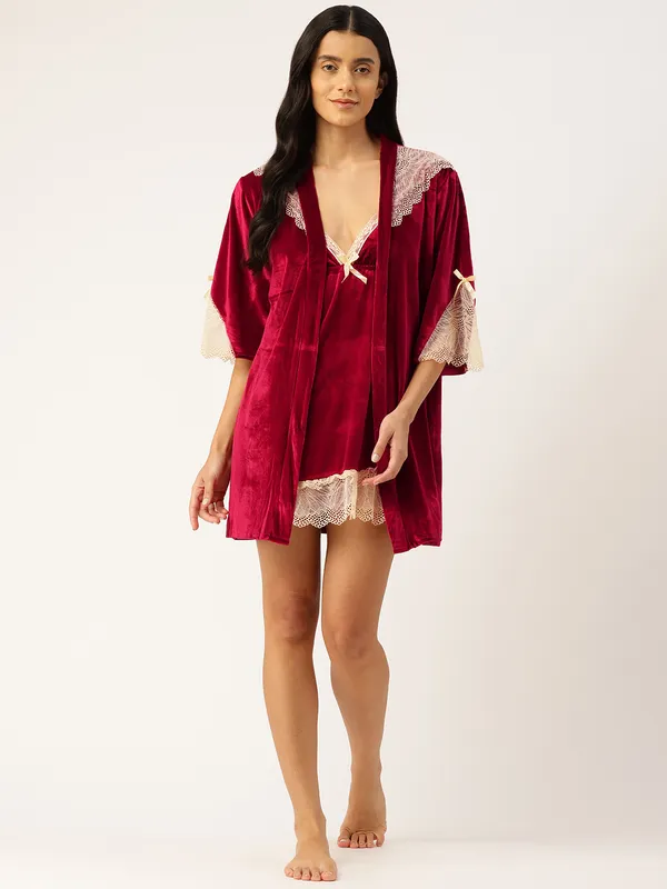 Red_Luxurious_Velvet_Babydoll_Nightwear_Robe_Set