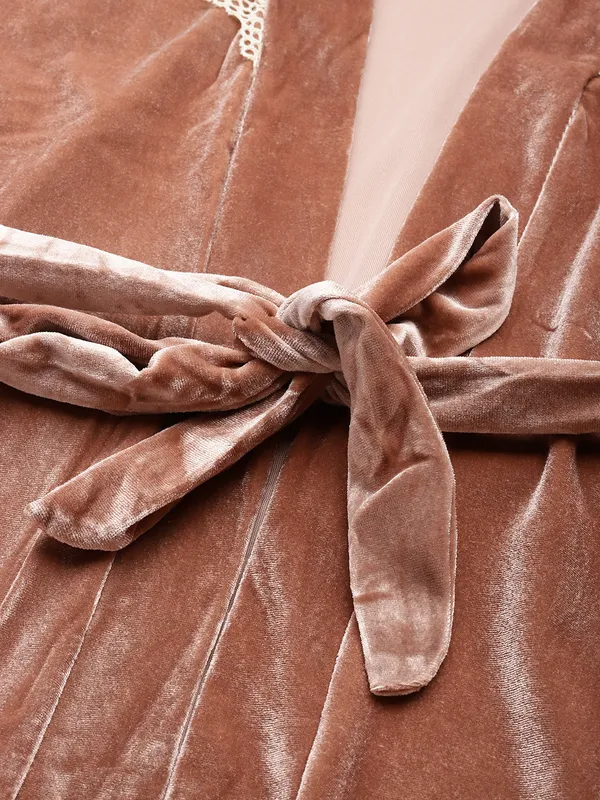 Peach_Luxurious_Velvet_Babydoll_Nightwear_Robe_Set