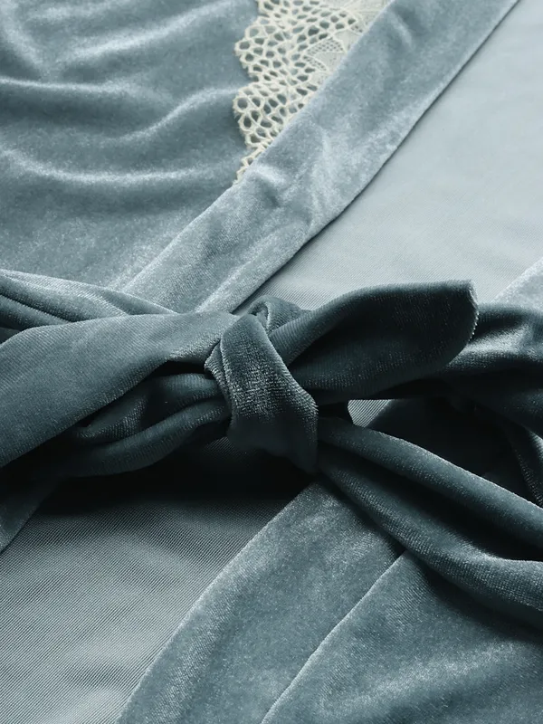 Grey_Luxurious_Velvet_Babydoll_Nightwear_Robe_Set