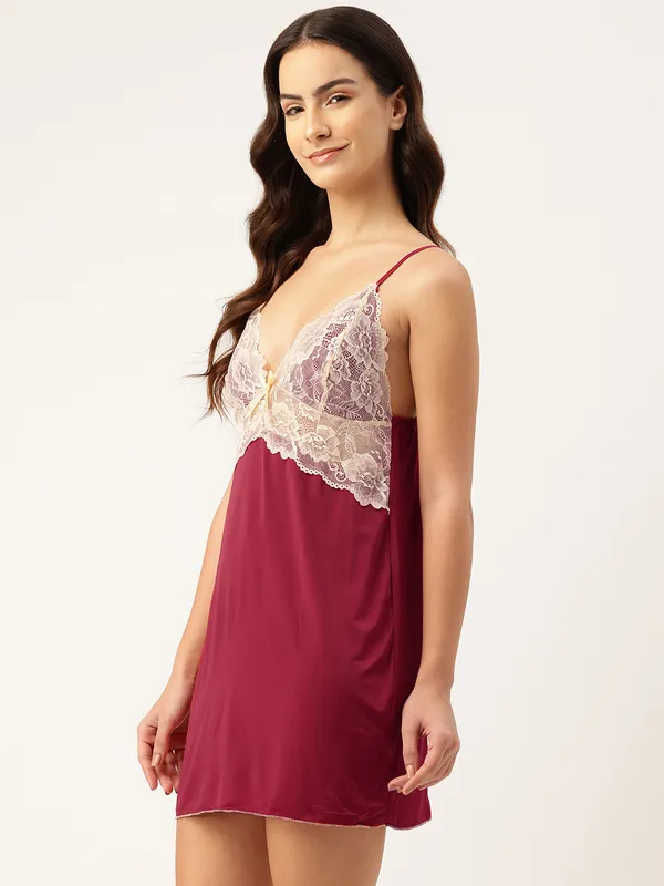 Red_Luxurious_Icy_Satin_Babydoll_Nightwear