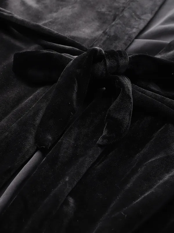 Black_Luxurious_Icy_Satin_Babydoll_Nightwear