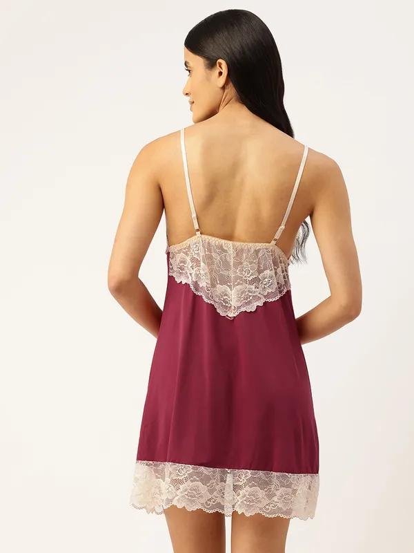 Red_Luxurious_Icy_Satin_Babydoll_Nightwear