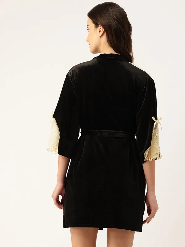 Black_Luxurious_Velvet_Babydoll_Nightwear_Robe_Set