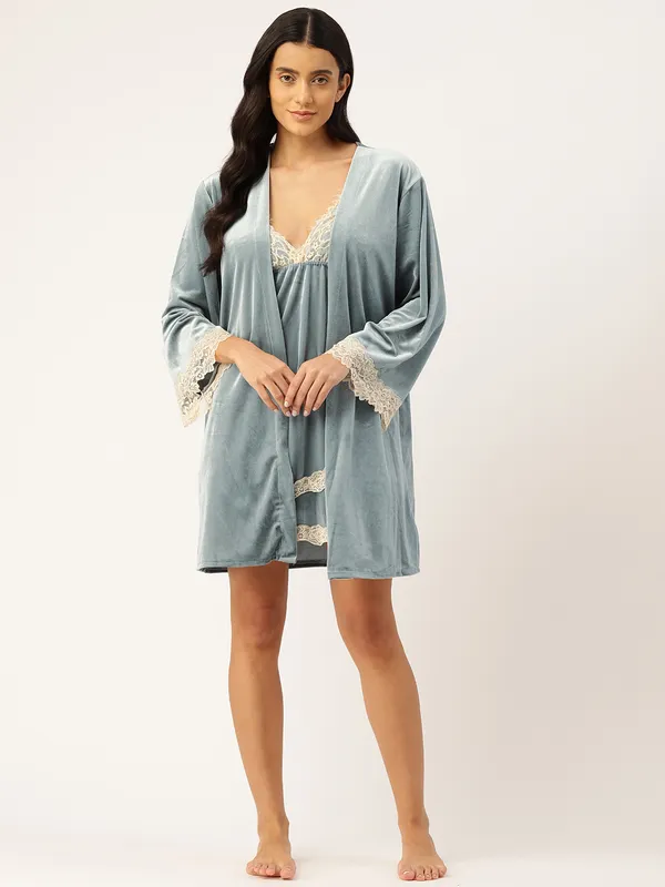 Grey_Luxurious_Velvet_Babydoll_Nightwear_Robe_Set