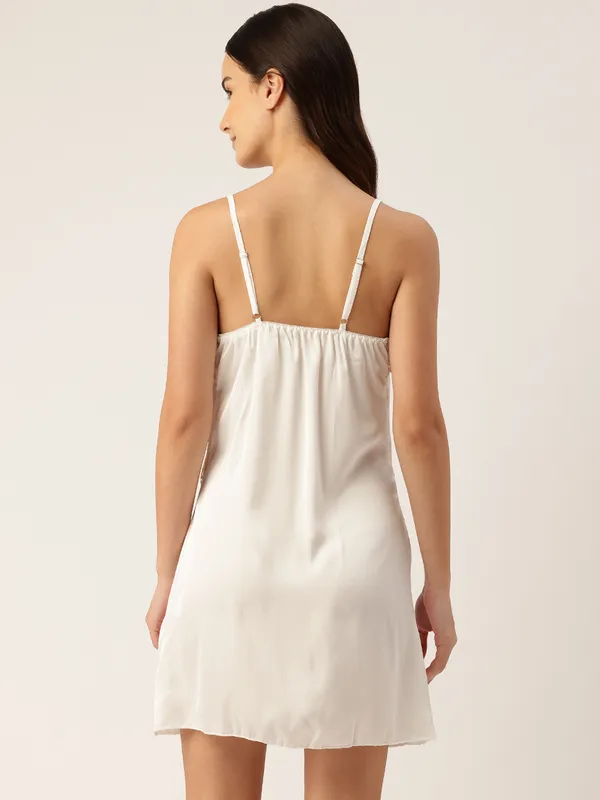 White_Luxurious_Icy_Satin_Babydoll_Nightwear