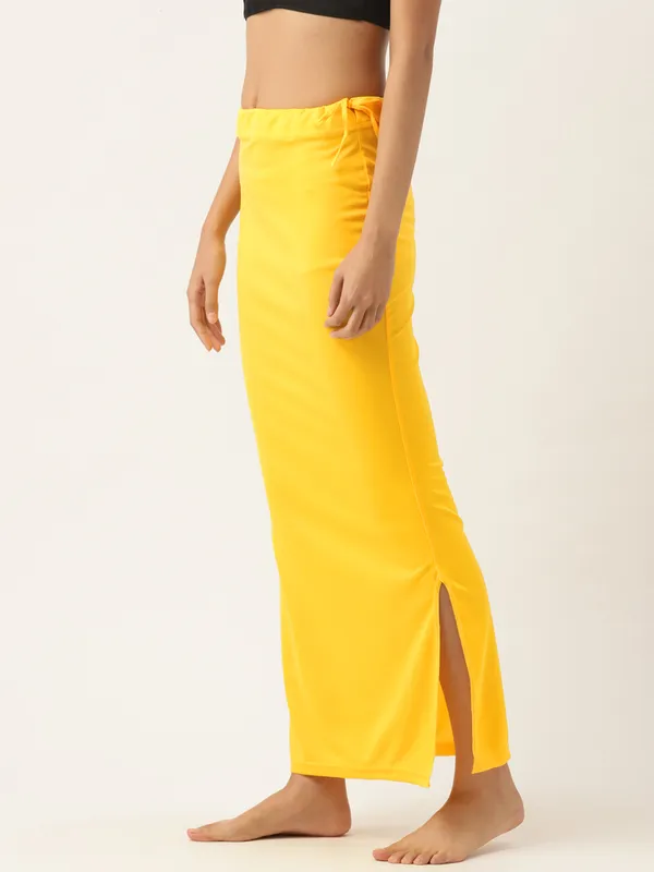 Yellow_Solid_Saree_Shapewear_For_Women