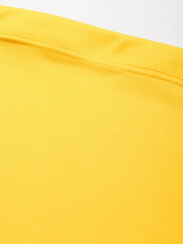 Yellow_Solid_Saree_Shapewear_For_Women