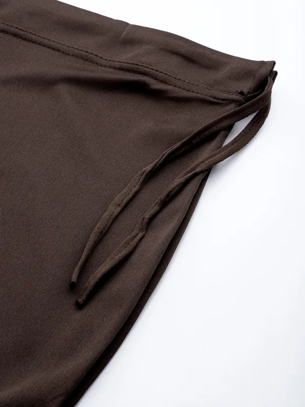 Dark_Brown_Solid_Saree_Shapewear_For_Women