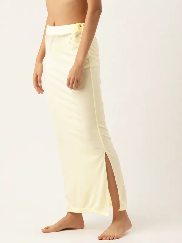 Off_White_Solid_Saree_Shapewear_For_Women