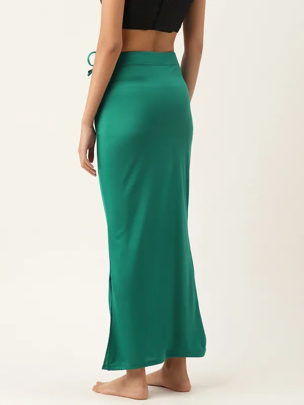 Peacock_Green_Solid_Saree_Shapewear_For_Women