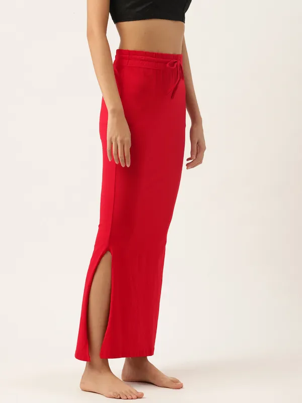 Red_Solid_Knitted_Saree_Shapewear_For_Women