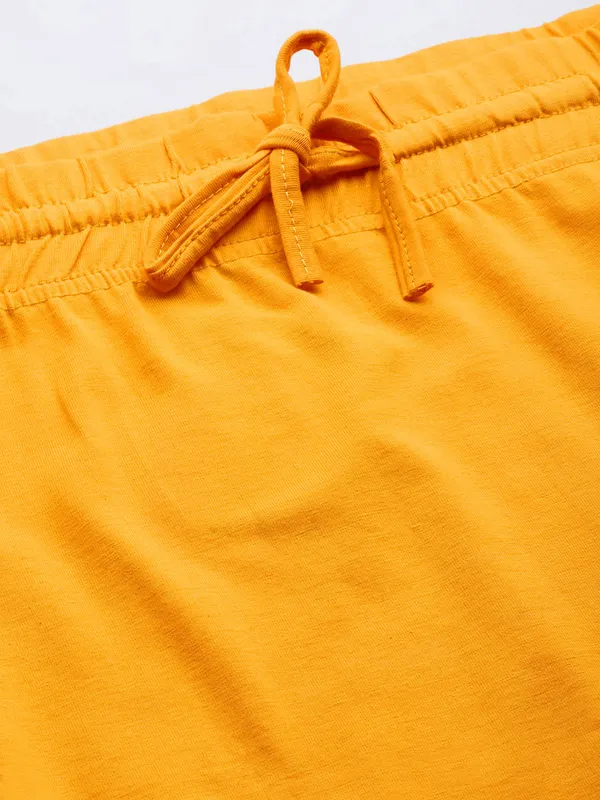 Yellow_Solid_Knitted_Saree_Shapewear_For_Women