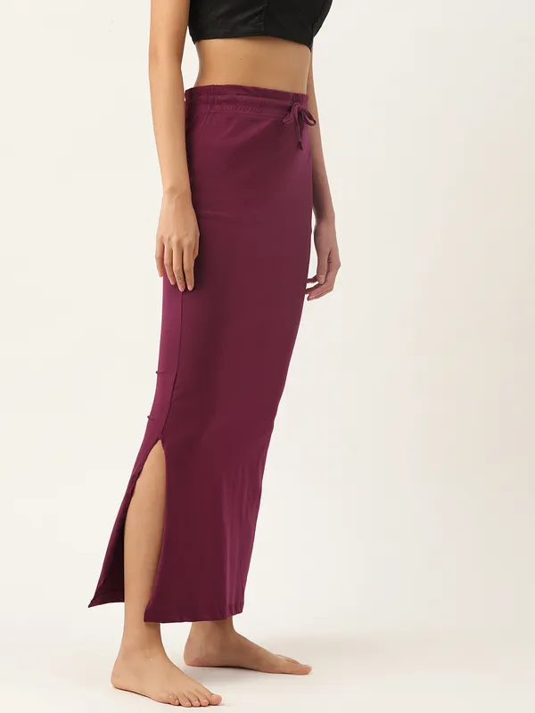 Magenta_Solid_Knitted_Saree_Shapewear_For_Women