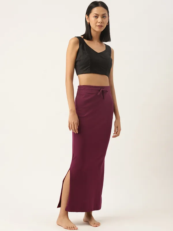 Magenta_Solid_Knitted_Saree_Shapewear_For_Women