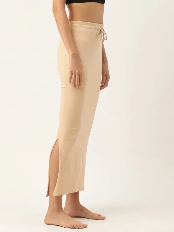 Beige_Solid_Knitted_Saree_Shapewear_For_Women