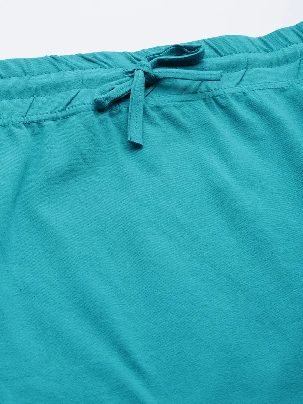 Rama_Green_Solid_Knitted_Saree_Shapewear_For_Women