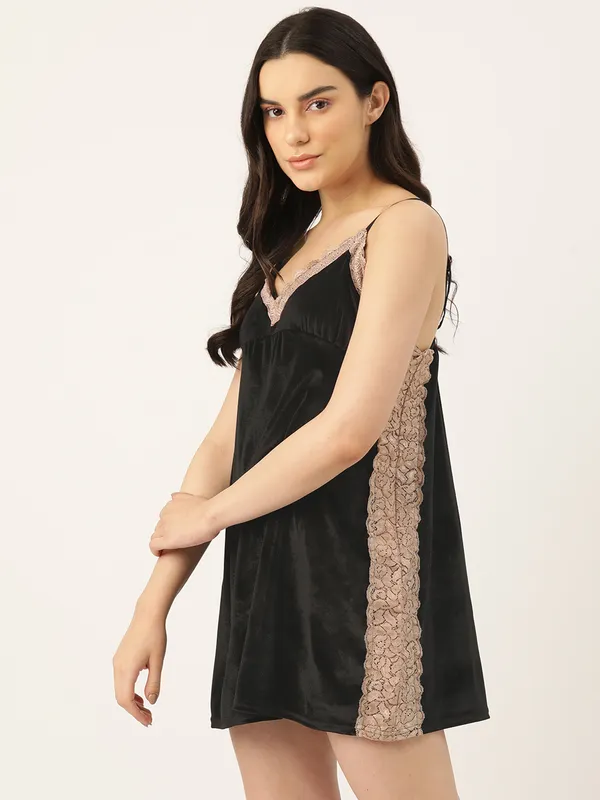 Black_Velvet_Nightwear/_Nighty_For_Women