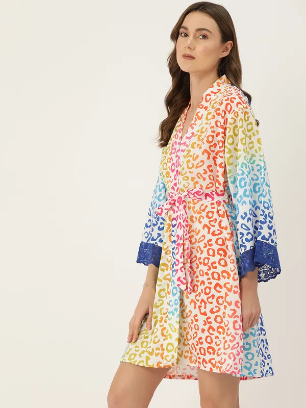White_Block_Printed_Robe_With_Lace_For_Women