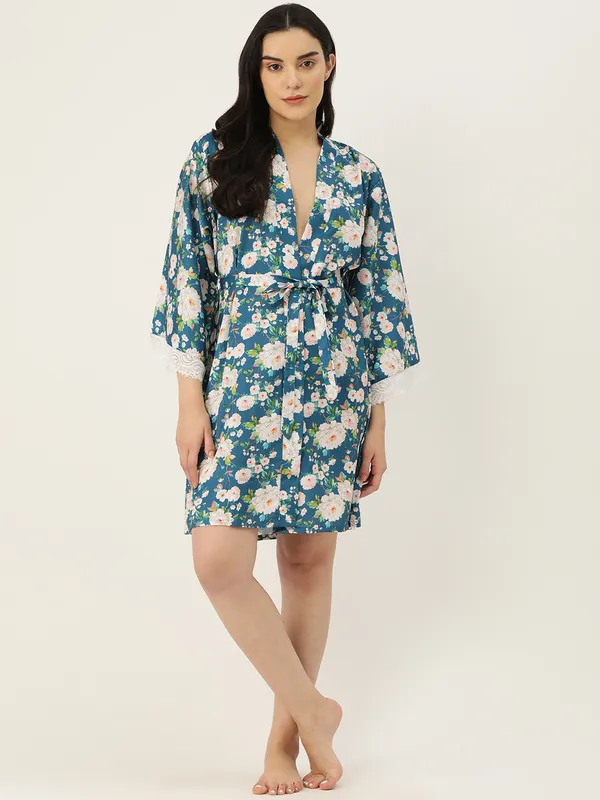 Blue_Floral_Printed_Robe_With_Lace_For_Women