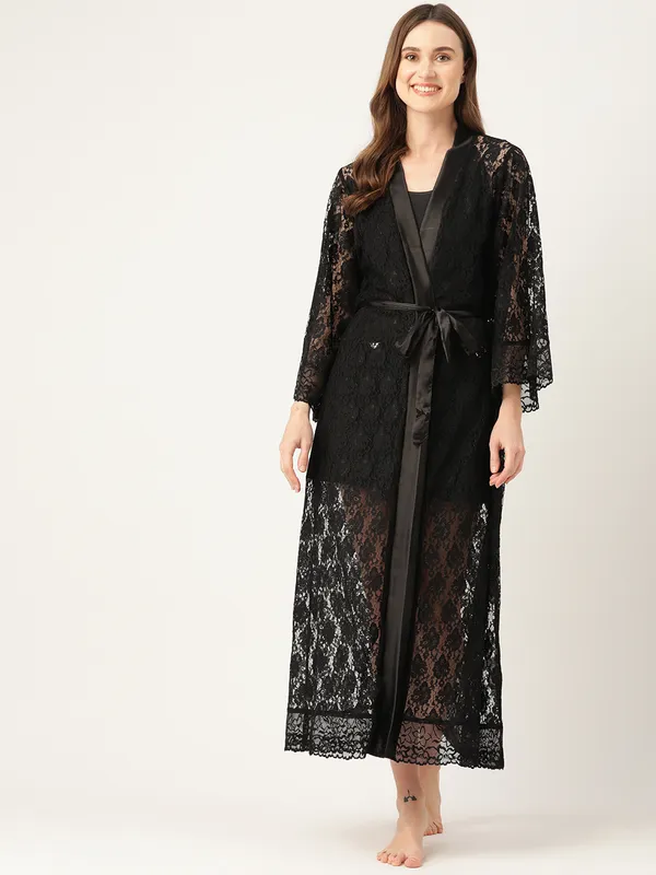 Black_Full_Length_Robe_With_Lace_For_Women