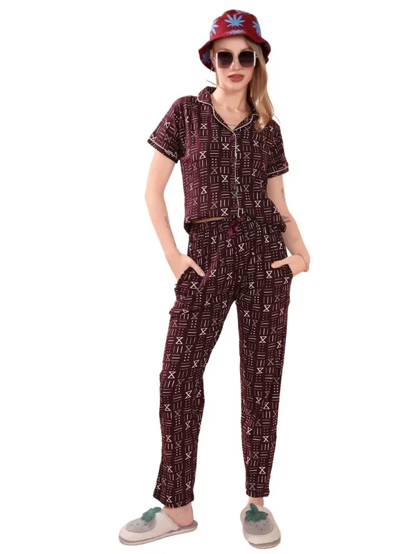 Maroon_Two_Way_Lycra_Regular_Fit_Solid_Night_Wear_For_Women