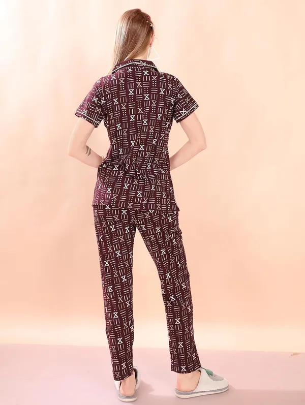 Maroon_Two_Way_Lycra_Regular_Fit_Solid_Night_Wear_For_Women