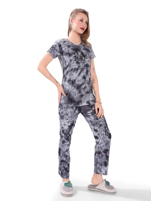 Grey_Two_Way_Lycra_Regular_Fit_Solid_Night_Wear_For_Women