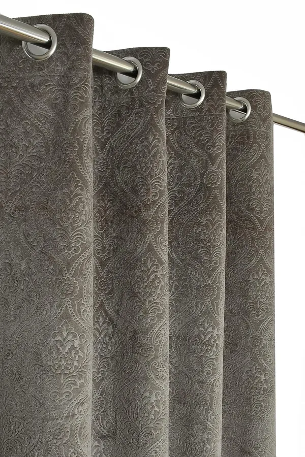 Grey_Cadbury_Velvet_Room_Darkening_Curtain_With_Eyelet_Rings