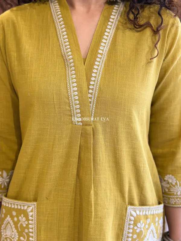 Beautiful_Mustard_yellow_cotton_slub_with_both_sides_pocket_2_pc