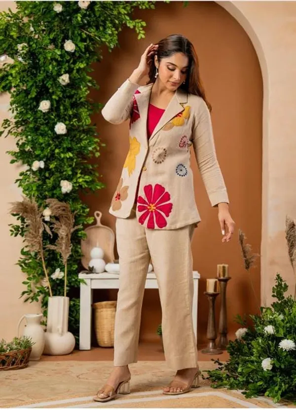 Beige_Linen_Floral_Blazer_&_Pant_Co-ord_Set