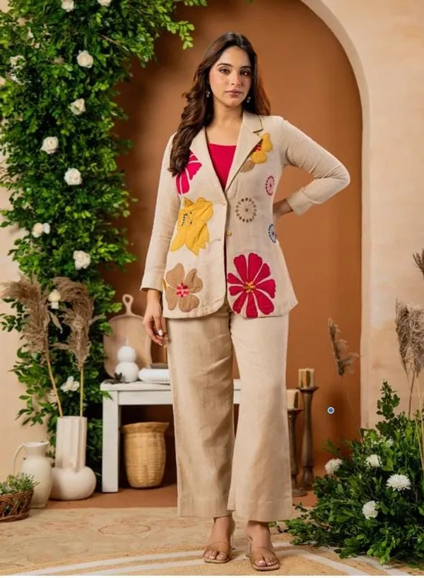 Beige_Linen_Floral_Blazer_&_Pant_Co-ord_Set