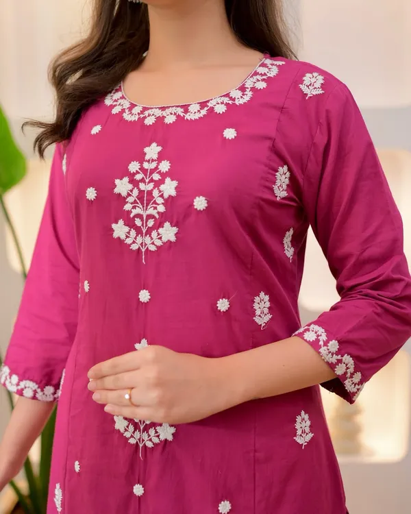 Berry_Pink_Embroidered_Straight_Kurta_Set