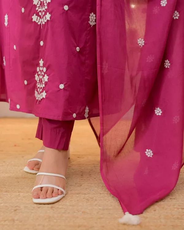 Berry_Pink_Embroidered_Straight_Kurta_Set
