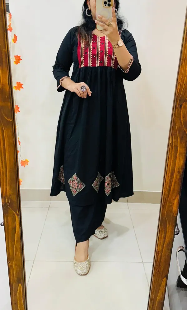 Black_Cotton_Embroidered_Kurti_Set_with_Contrast_Maroon_Yoke